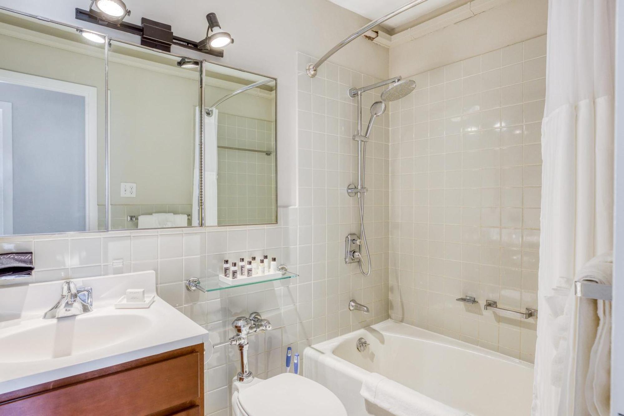 Cozysuites 800 Tower 2Br With Gym! 28 Louisville Buitenkant foto
